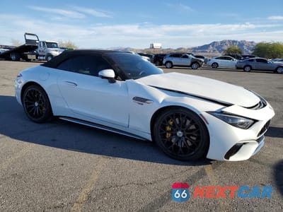 Czwarte zdjęcie samochodu z boku: 2022 MERCEDES-BENZ SL 63 AMG VIN:W1KVK8BB8NF002778 - miniatura