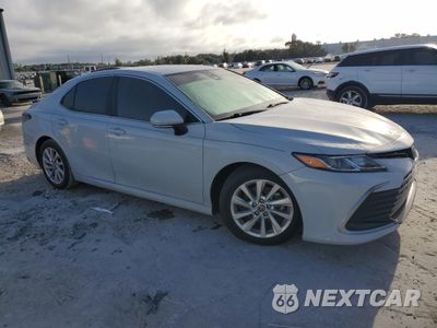 Czwarte zdjęcie samochodu z boku: 2023 TOYOTA CAMRY LE VIN:4T1R11AK2PU118401 - miniatura