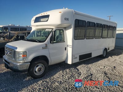 Drugie zdjęcie samochodu z przodu: 2016 FORD ECONOLINE E450 SUPER DUTY CUTAWAY VAN VIN:1FDFE4FS6GDC03985 - miniatura