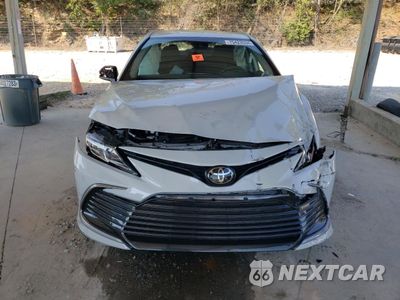 Piąte zdjęcie samochodu w środku: 2023 TOYOTA CAMRY LE VIN:4T1C11AK2PU184369 - miniatura