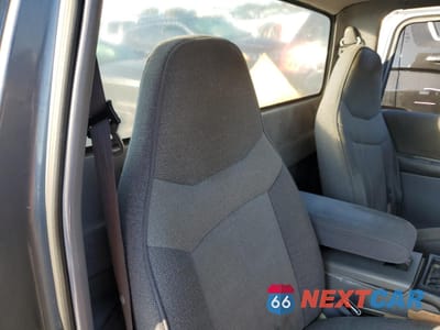 Zdjęcie 11 z 12 samochodu: 1994 MAZDA B2300 VIN:4F4CR12A4RTM61672 - miniatura