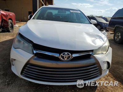 Piąte zdjęcie samochodu w środku: 2015 TOYOTA CAMRY LE VIN:4T1BF1FKXFU080118 - miniatura