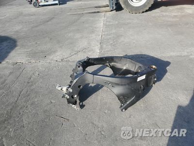 Trzecie zdjęcie samochodu z tyłu: 2021 YAMAHA YZFR1 VIN:JYARN66Y1MA000500 - miniatura