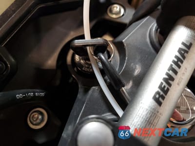 Zdjęcie 8 z 10 samochodu: 2013 YAMAHA FZ8 N VIN:JYARN27E6DA004149 - miniatura