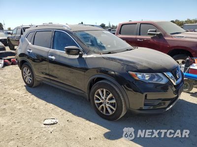 Czwarte zdjęcie samochodu z boku: 2017 NISSAN ROGUE S VIN:JN8AT2MT0HW385827 - miniatura