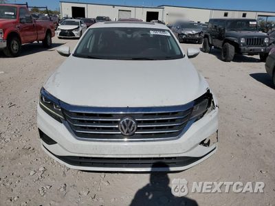 Piąte zdjęcie samochodu w środku: 2021 VOLKSWAGEN PASSAT SE VIN:1VWSA7A34MC012354 - miniatura