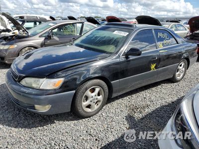 1998 LEXUS ES 300 JT8BF28G1W5035807 - główne zdjęcie licytacji z USA - miniatura