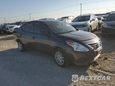 Czwarte zdjęcie samochodu z boku: 2015 NISSAN VERSA S VIN:3N1CN7AP1FL824428 - miniatura