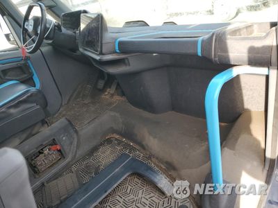 Zdjęcie 8 z 13 samochodu: 2023 RIVIAN EDV DELIVERY VAN VIN:7FCEHEB75PN007569 - miniatura