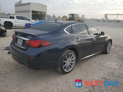 Trzecie zdjęcie samochodu z tyłu: 2018 INFINITI Q70L 3.7 LUXE VIN:JN1BY1PR1JM370494 - miniatura