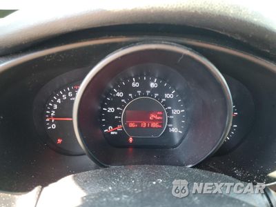 Zdjęcie 9 z 13 samochodu: 2018 KIA SOUL VIN:KNDJN2A29J7557659 - miniatura