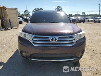 Piąte zdjęcie samochodu w środku: 2011 TOYOTA HIGHLANDER BASE VIN:5TDZK3EH3BS024942 - miniatura
