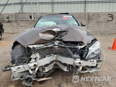 Piąte zdjęcie samochodu w środku: 2015 MERCEDES-BENZ C 300 4MATIC VIN:55SWF4KB9FU014924 - miniatura
