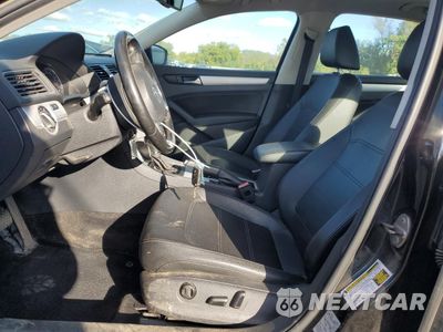 Zdjęcie 7 z 14 samochodu: 2013 VOLKSWAGEN PASSAT SE VIN:1VWBP7A32DC113052 - miniatura
