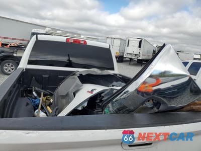 Zdjęcie 10 z 13 samochodu: 2021 RAM 2500 BIG HORN CREW C VIN:3C6UR5DL8MG627661 - miniatura