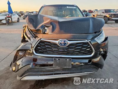 Piąte zdjęcie samochodu w środku: 2024 TOYOTA HIGHLANDER HYBRID LIMITED VIN:5TDEBRCH2RS640467 - miniatura