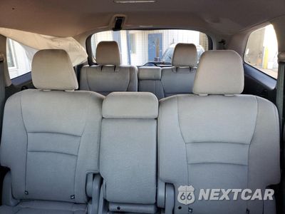 Zdjęcie 10 z 16 samochodu: 2019 HONDA PILOT LX VIN:5FNYF6H18KB101163 - miniatura
