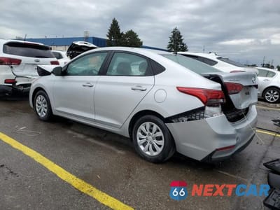Drugie zdjęcie samochodu z przodu: 2022 HYUNDAI ACCENT SE VIN:3KPC24A66NE165227 - miniatura