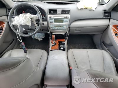 Zdjęcie 8 z 12 samochodu: 2009 TOYOTA CAMRY SE VIN:4T1BK46K09U085605 - miniatura