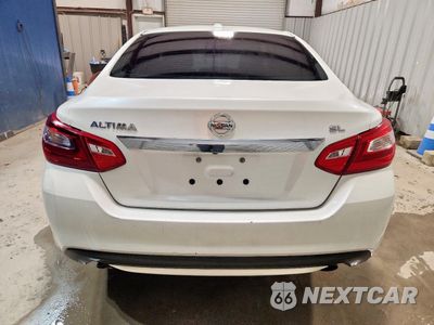 Zdjęcie 6 z 12 samochodu: 2017 NISSAN ALTIMA 2.5 VIN:1N4AL3AP1HC253479 - miniatura