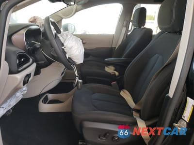 Zdjęcie 7 z 15 samochodu: 2023 CHRYSLER VOYAGER LX VIN:2C4RC1CG0PR586261 - miniatura