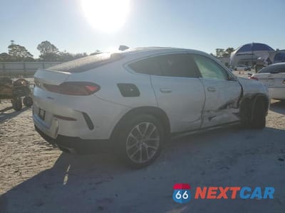 Trzecie zdjęcie samochodu z tyłu: 2021 BMW X6 SDRIVE 40I VIN:5UXCY4C05M9F19282 - miniatura