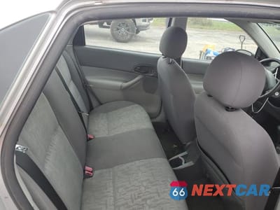 Zdjęcie 10 z 12 samochodu: 2005 FORD FOCUS ZX4 VIN:1FAFP34N25W202670 - miniatura