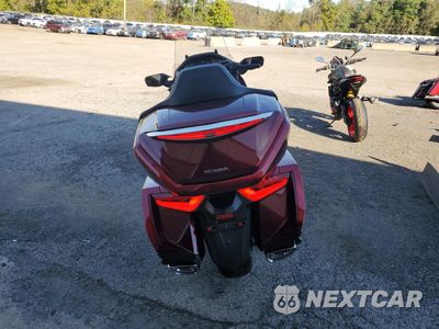 Czwarte zdjęcie samochodu z boku: 2023 HONDA GL1800 D VIN:JH2SC7950PK500124 - miniatura