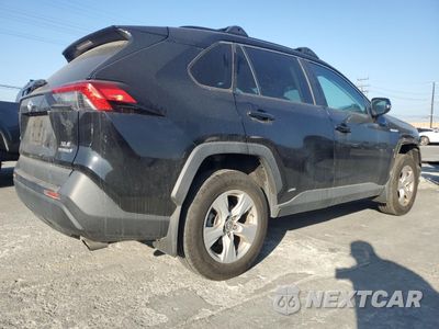 Trzecie zdjęcie samochodu z tyłu: 2020 TOYOTA RAV4 XLE VIN:2T3RWRFV3LW050534 - miniatura
