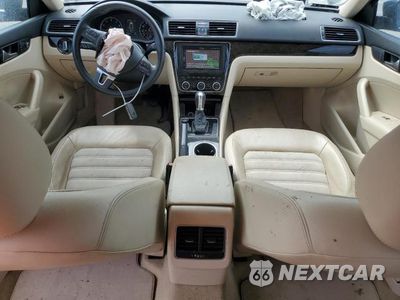 Zdjęcie 8 z 12 samochodu: 2014 VOLKSWAGEN PASSAT SEL VIN:1VWCT7A3XEC034567 - miniatura