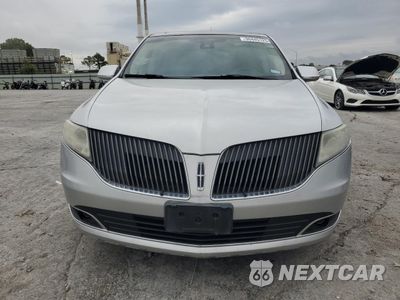 Piąte zdjęcie samochodu w środku: 2014 LINCOLN MKT VIN:2LMHJ5AT8EBL55929 - miniatura