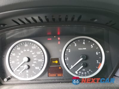 Zdjęcie 9 z 12 samochodu: 2006 BMW 530 XI VIN:WBANF73596CG65328 - miniatura