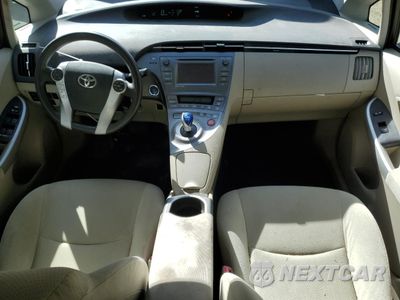 Zdjęcie 8 z 12 samochodu: 2012 TOYOTA PRIUS VIN:JTDKN3DU1C1490178 - miniatura