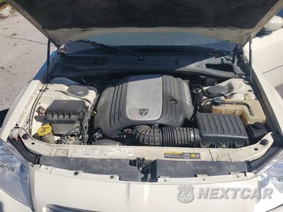 Zdjęcie 11 z 12 samochodu: 2005 DODGE MAGNUM R/T VIN:2D8GV58265H656291 - miniatura