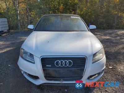 Piąte zdjęcie samochodu w środku: 2013 AUDI A3 PREMIUM VIN:WAUDFCFM1DA007595 - miniatura