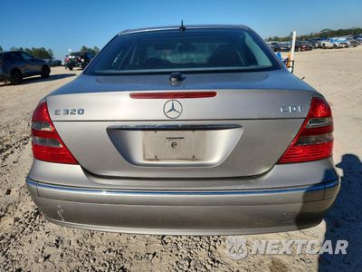 Zdjęcie 6 z 12 samochodu: 2005 MERCEDES-BENZ E 320 CDI VIN:WDBUF26J45A761738 - miniatura
