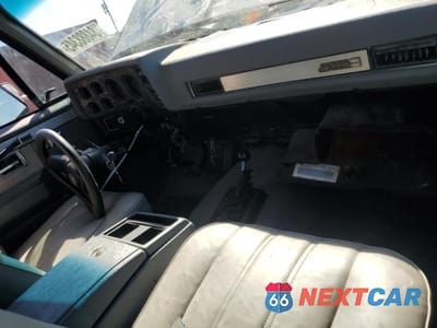Zdjęcie 8 z 12 samochodu: 1984 GMC JIMMY K1500 VIN:1G5EK18H2EF513682 - miniatura