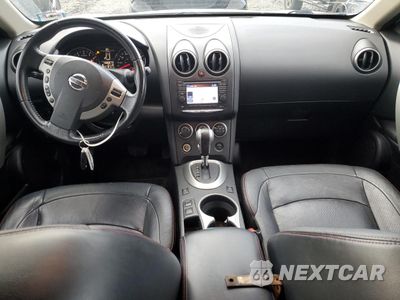 Zdjęcie 8 z 12 samochodu: 2013 NISSAN ROGUE S VIN:JN8AS5MVXDW108019 - miniatura