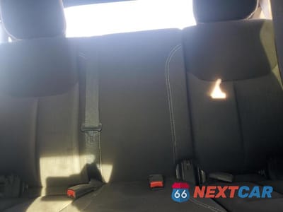 Zdjęcie 10 z 13 samochodu: 2014 JEEP WRANGLER UNLIMITED SAHARA VIN:1C4BJWEG0EL233817 - miniatura