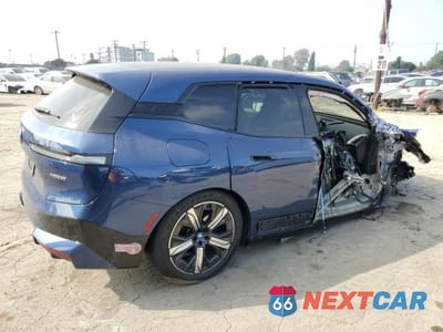 Trzecie zdjęcie samochodu z tyłu: 2024 BMW IX XDRIVE50 VIN:WB523CF06RCP23335 - miniatura