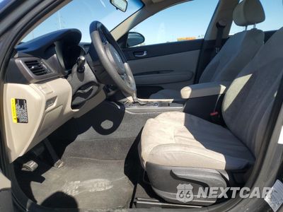 Zdjęcie 7 z 12 samochodu: 2016 KIA OPTIMA LX VIN:5XXGT4L39GG077316 - miniatura
