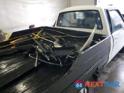 Zdjęcie 12 z 12 samochodu: 1988 TOYOTA PICKUP 1/2 TON RN50 VIN:JT4RN50A4J5168548 - miniatura
