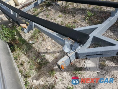 Zdjęcie 9 z 10 samochodu: 2019 GENESIS MBPT22-2 BOAT TRAILER VIN:5KYMB2222K1019530 - miniatura