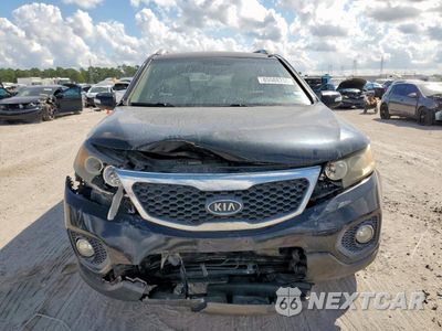 Piąte zdjęcie samochodu w środku: 2011 KIA SORENTO EX VIN:5XYKU3A13BG074404 - miniatura