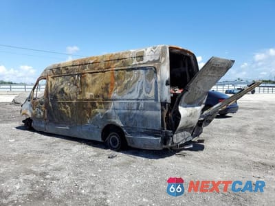 Drugie zdjęcie samochodu z przodu: 2019 MERCEDES BENZ SPRINTER 2500 VIN:WD4PF1CD1KP141175 - miniatura