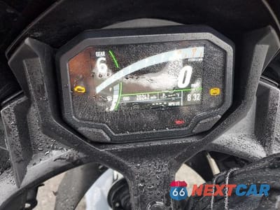 Zdjęcie 7 z 9 samochodu: 2022 KAWASAKI EX650 M VIN:ML5EXEM16NDA67698 - miniatura