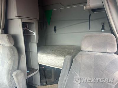 Zdjęcie 6 z 10 samochodu: 2008 VOLV VN VNL - TRUCKS VIN:4V4NC9TG88N263026 - miniatura