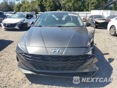 Piąte zdjęcie samochodu w środku: 2023 HYUNDAI ELANTRA SEL VIN:5NPLM4AG8PH093139 - miniatura