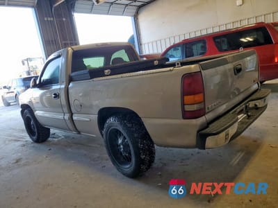 Drugie zdjęcie samochodu z przodu: 2001 GMC NEW SIERRA C1500 VIN:1GTEC14V31Z315025 - miniatura