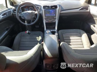 Zdjęcie 8 z 12 samochodu: 2019 FORD FUSION SE VIN:3FA6P0LU3KR105421 - miniatura